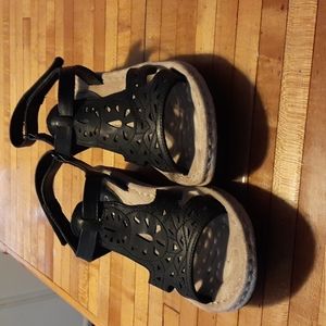 Woman's black sandals